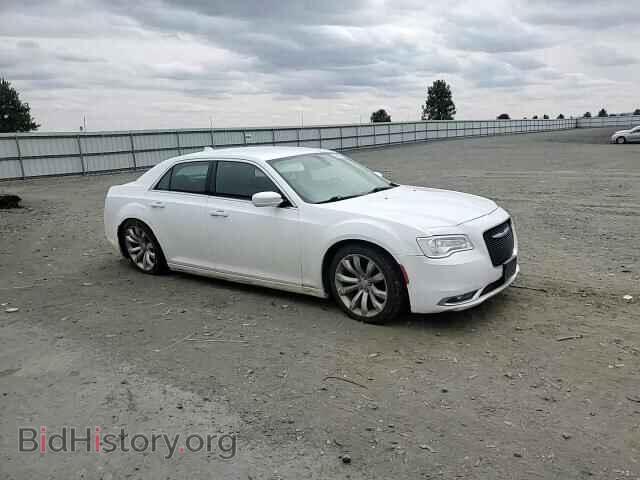 2018 CHRYSLER 300 - VIN: 2C3CCAAG6JH201845 - Фото 14