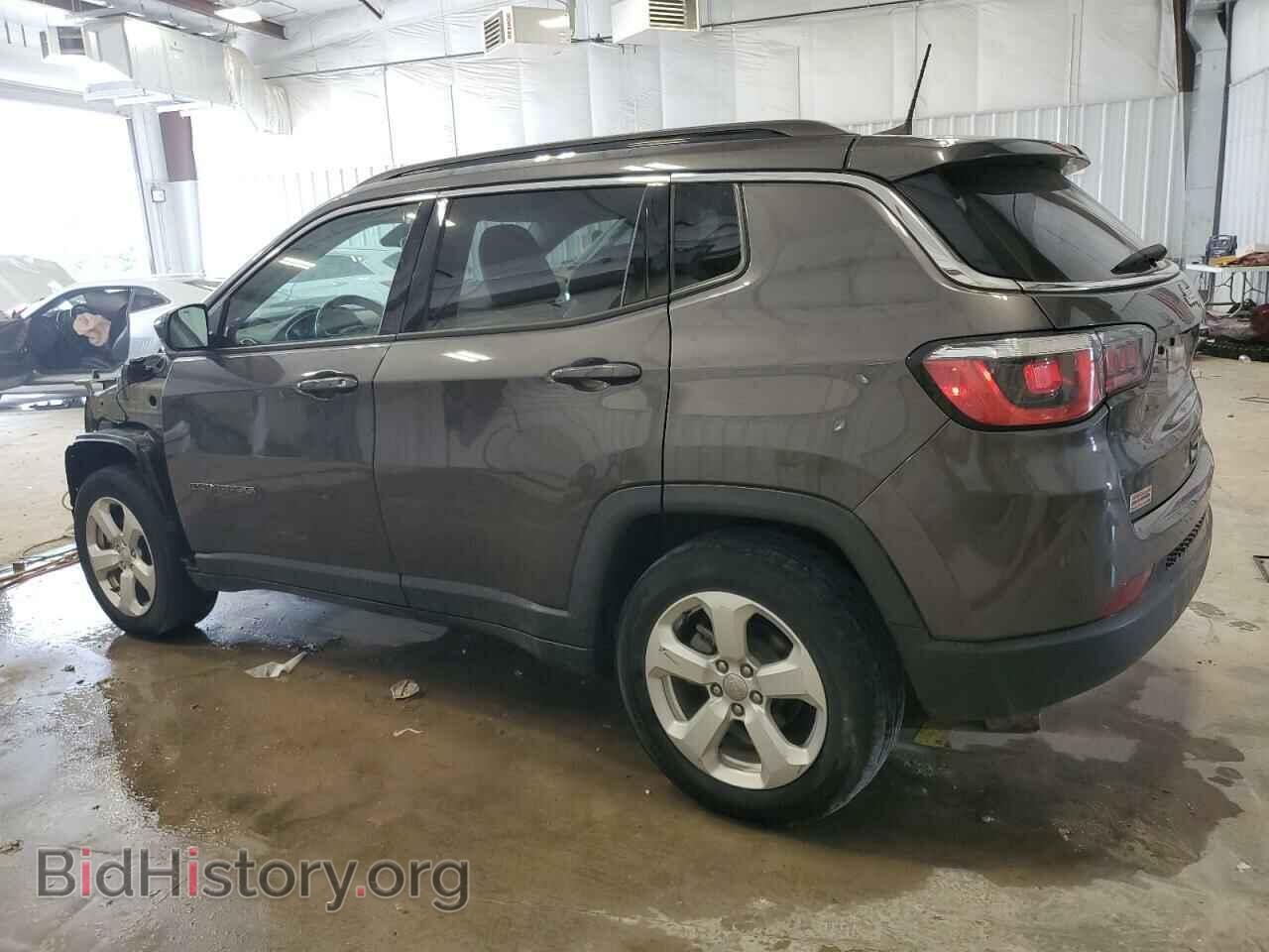 2018 JEEP COMPASS - VIN: 3C4NJCBBXJT123473 - Фото 2