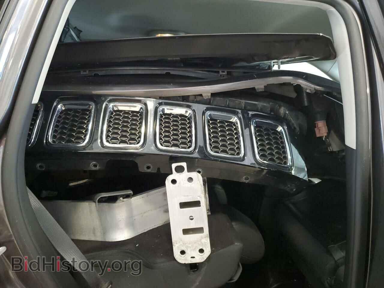 2018 JEEP COMPASS - VIN: 3C4NJCBBXJT123473 - Фото 11