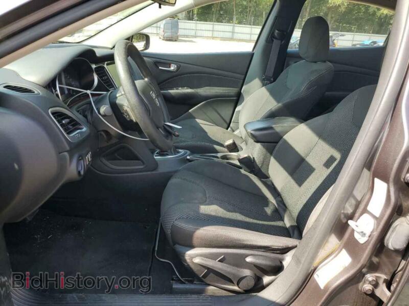 2016 Dodge DART (VIN 1C3CDFBB4GD680253) — photo 7 of 12