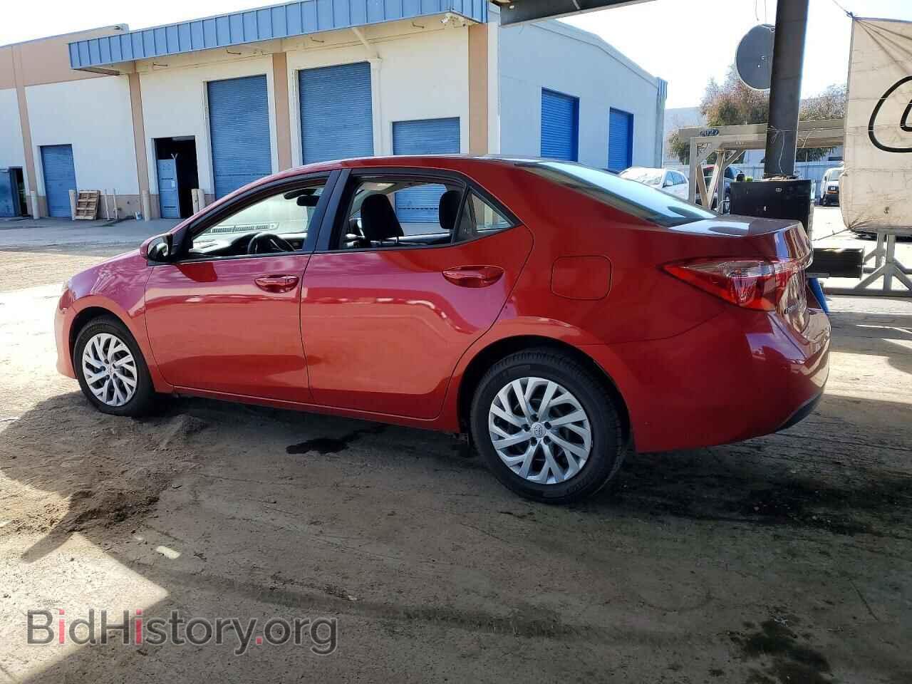 2017 TOYOTA COROLLA - VIN: 5YFBURHE6HP702987 - Фото 2