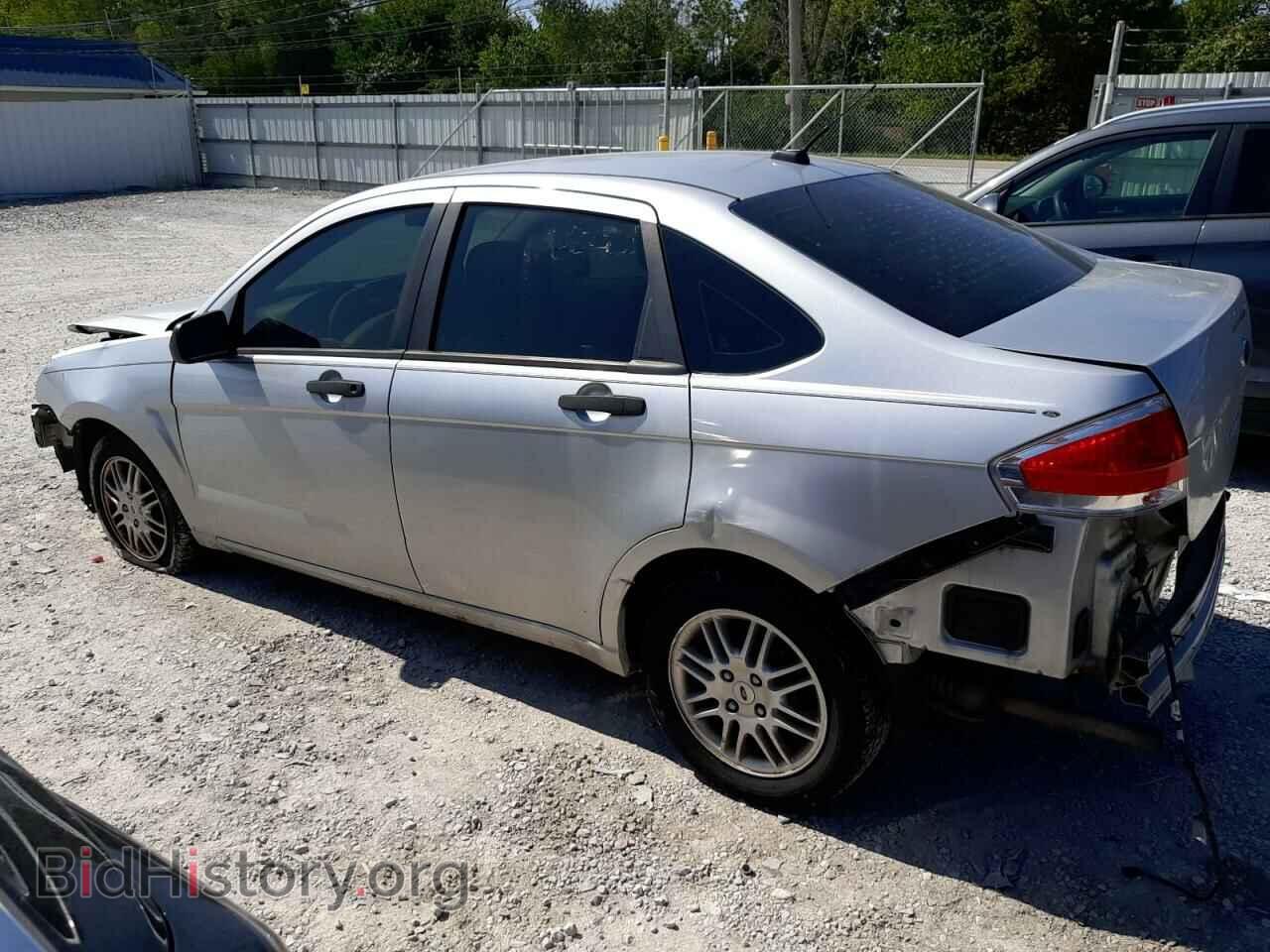 2011 FORD ALL Models - VIN: 1FAHP3FN0BW145032 - Фото 2