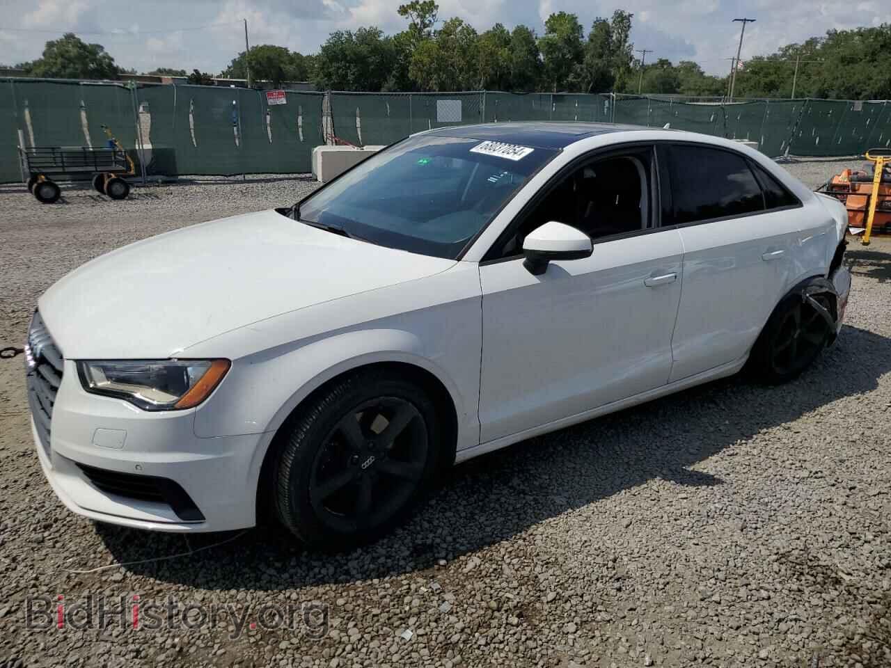 Photo WAUA7GFF7G1054479 - AUDI A3 2016