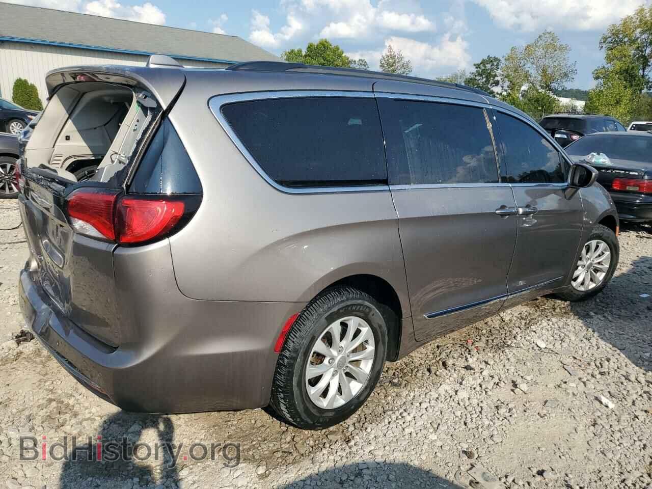 2017 CHRYSLER PACIFICA - VIN: 2C4RC1BG3HR569389 - Photo 3