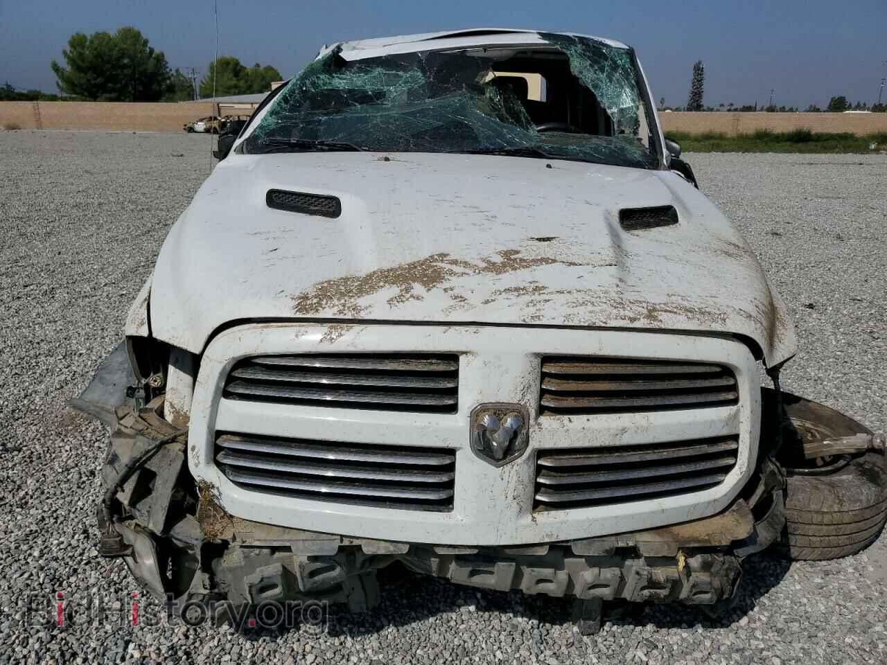 2016 RAM 1500 - VIN: 1C6RR7MT8GS385145 - Фото 5