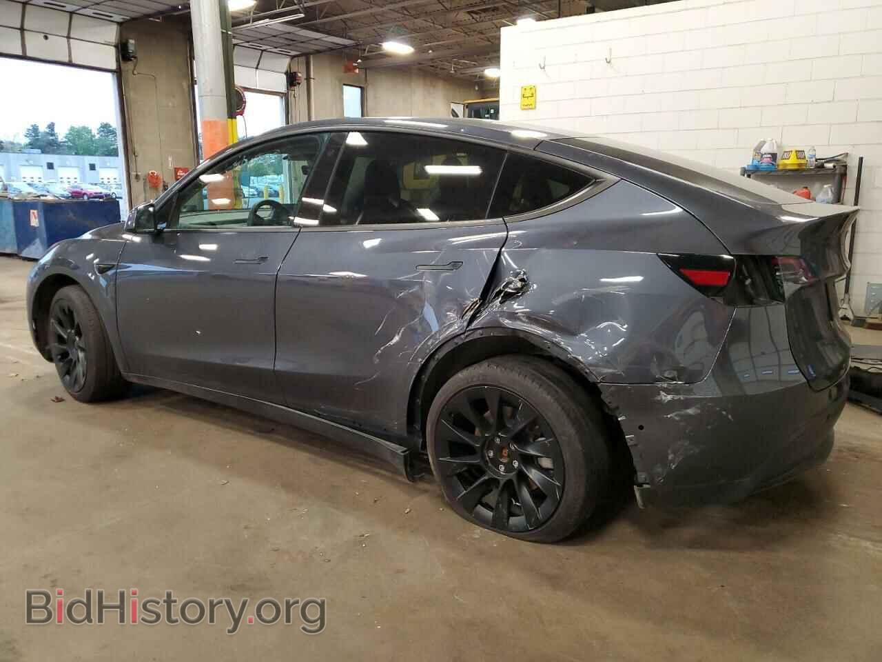 2022 TESLA MODEL Y - VIN: 7SAYGDEE1NF338089 - Фото 2