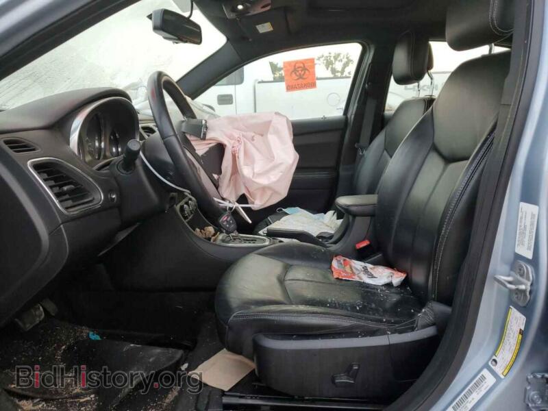 2012 Chrysler 200 (VIN 1C3CCBCB6CN241604) — фото 7 из 12