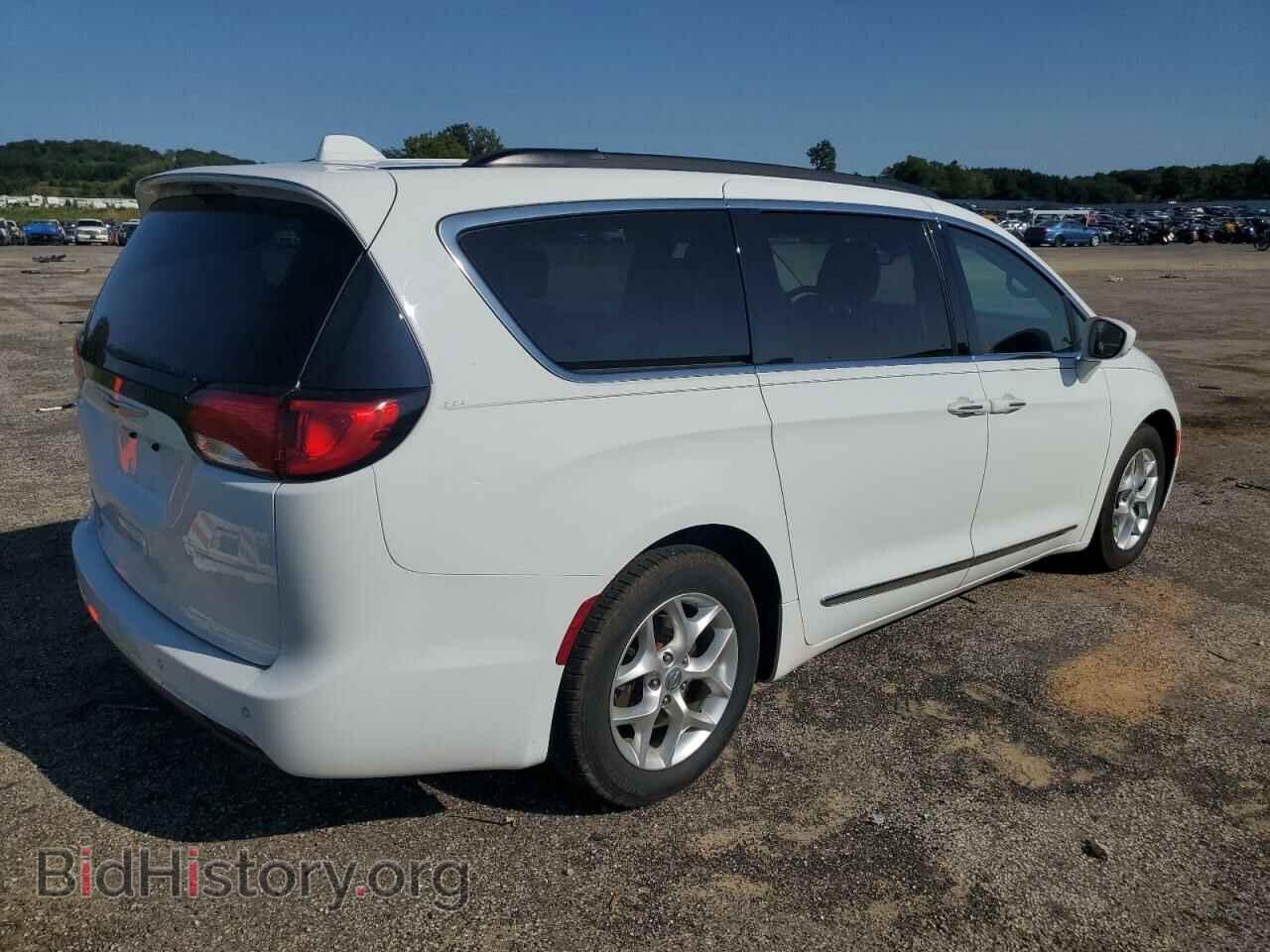 2017 CHRYSLER PACIFICA - VIN: 2C4RC1BG8HR816034 - Фото 3