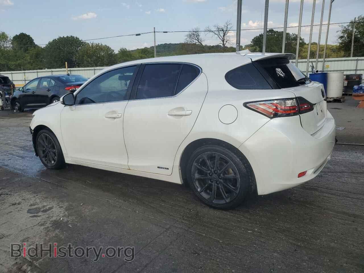 2011 LEXUS CT 200 - VIN: JTHKD5BH5B2004919 - Фото 2