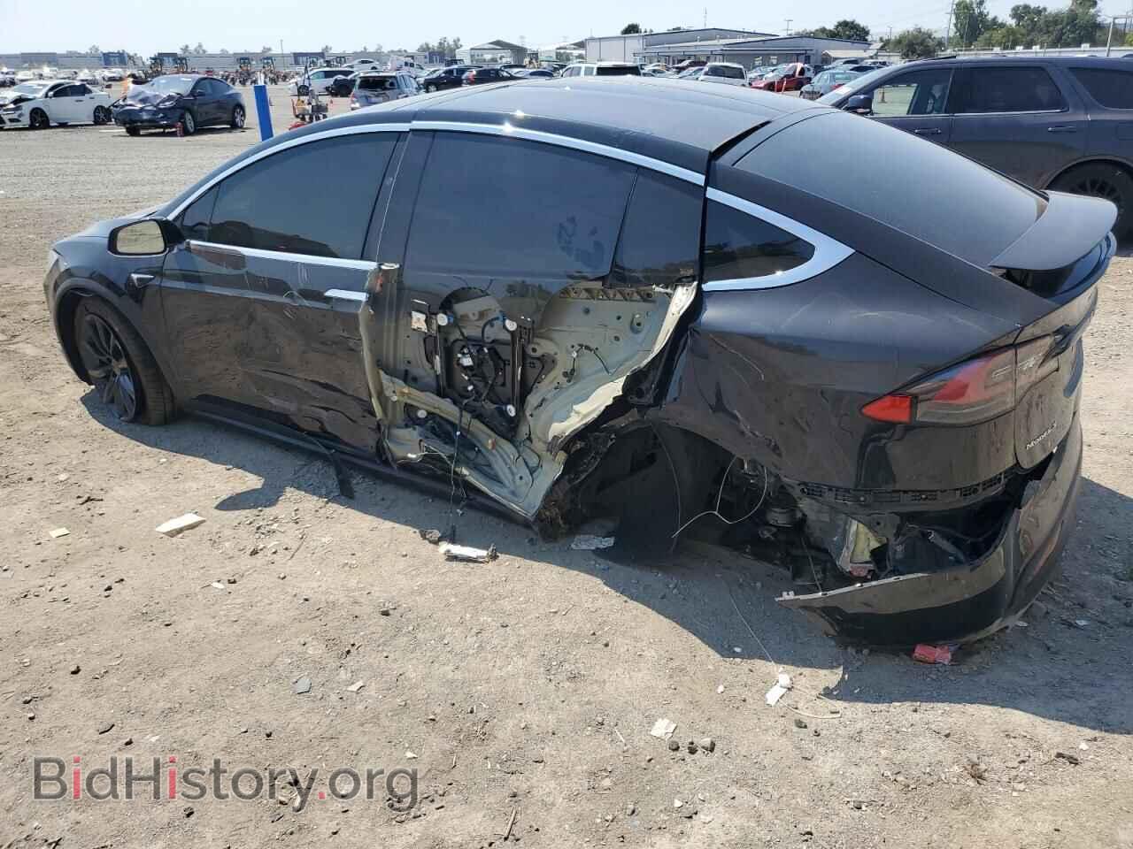 2017 TESLA MODEL X - VIN: 5YJXCAE20HF074604 - Photo 2