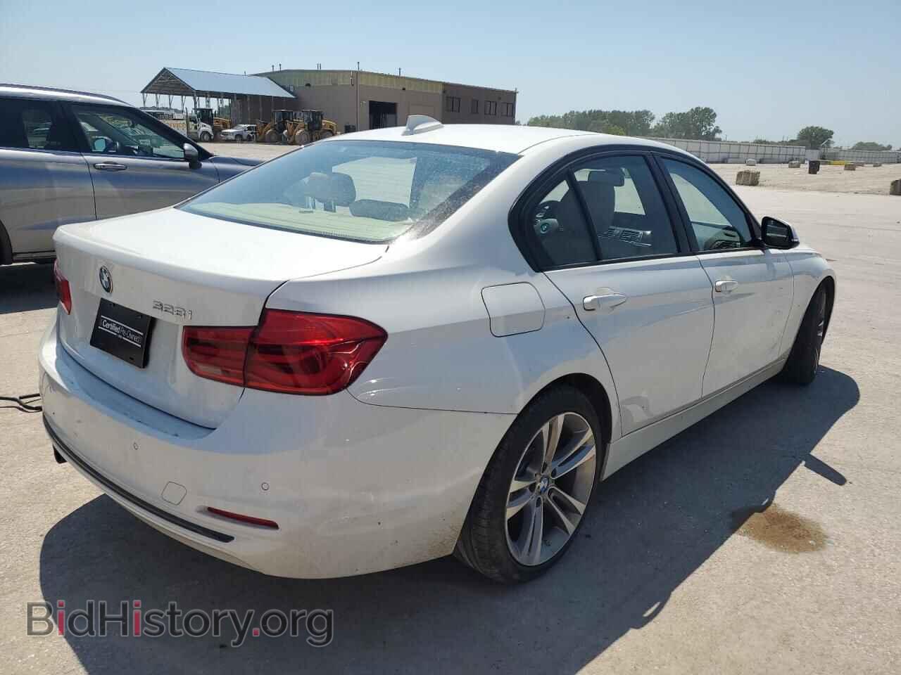 2016 BMW 3 SERIES - VIN: WBA8E9G53GNT45446 - Фото 3