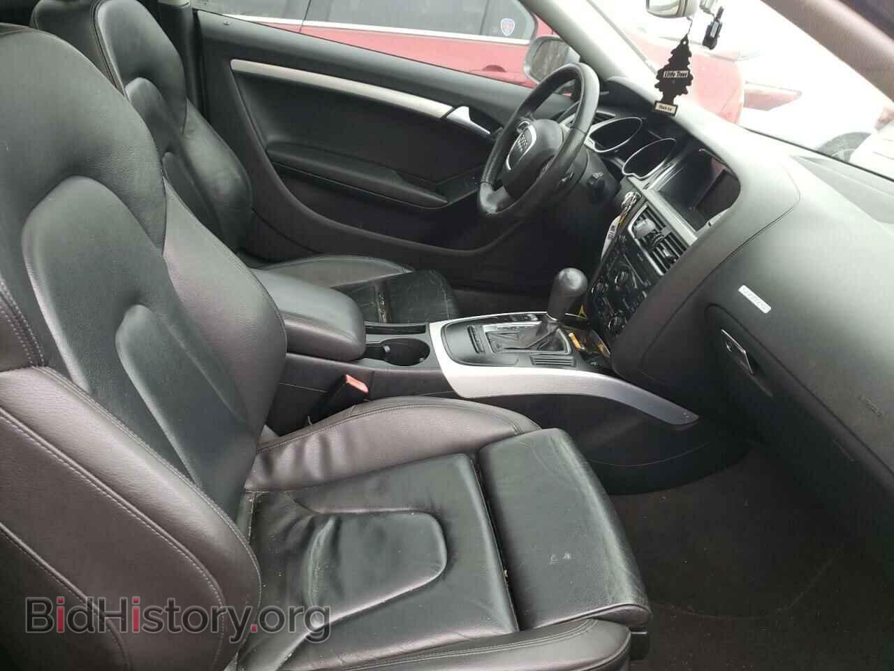 2010 AUDI A5 - VIN: WAULFAFR7AA037787 - Фото 5