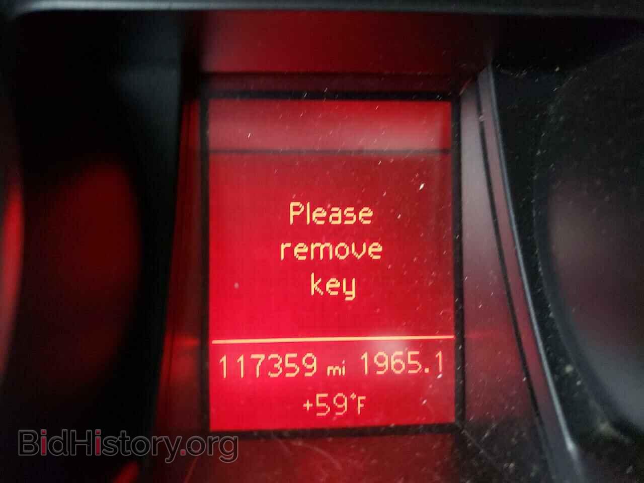 2010 AUDI A5 - VIN: WAULFAFR7AA037787 - Фото 8