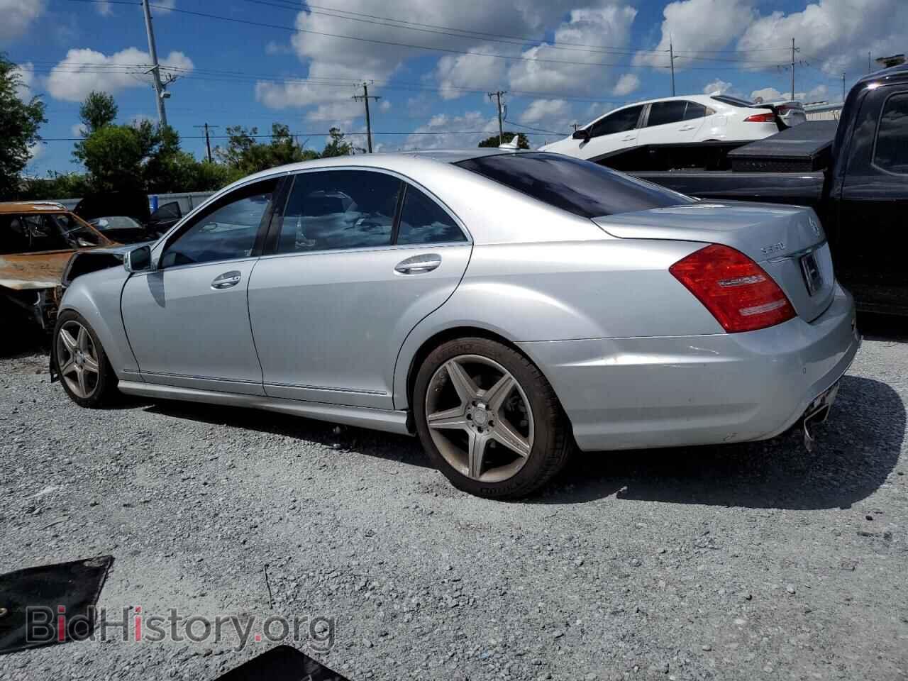 2011 MERCEDES-BENZ S-CLASS - VIN: WDDNG7BB4BA411607 - Фото 2