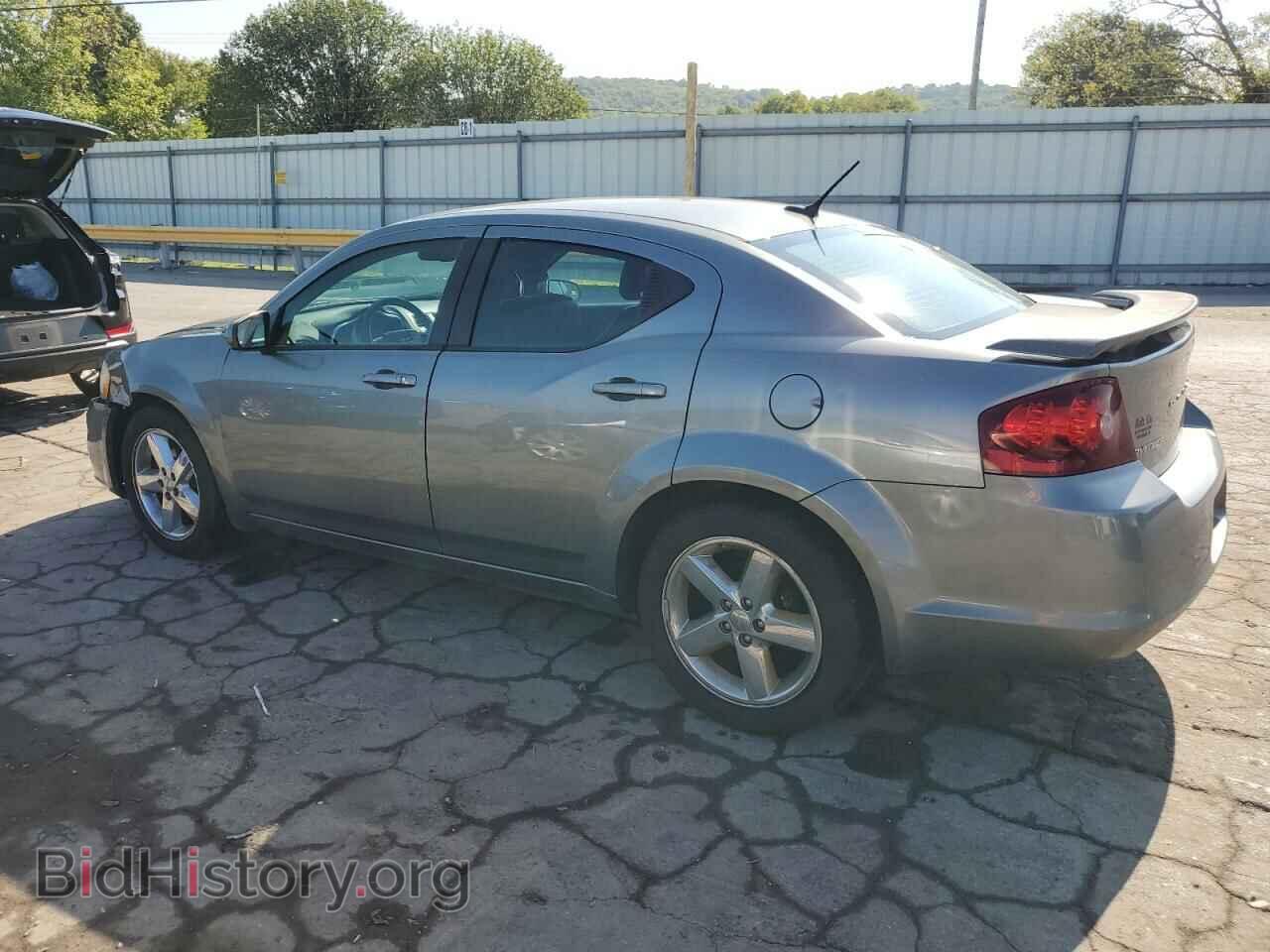 2011 DODGE AVENGER - VIN: 1B3BD2FB2BN587181 - Photo 2