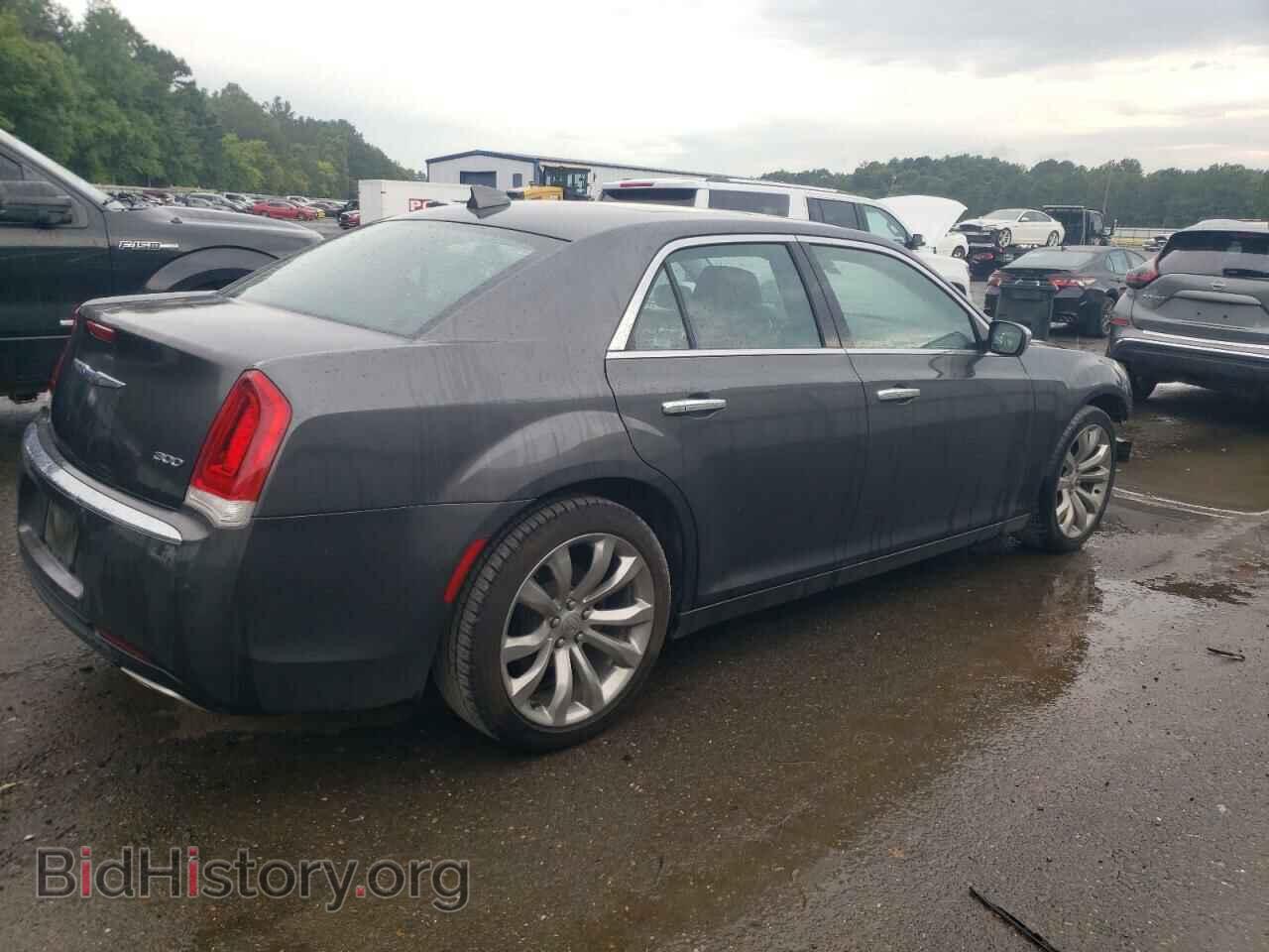 2019 CHRYSLER 300 - VIN: 2C3CCAEG3KH577494 - Фото 3