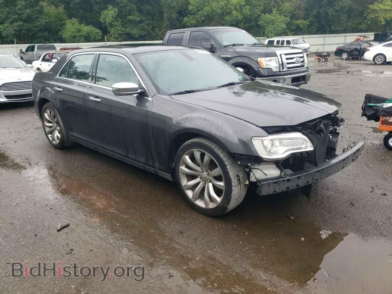 2019 CHRYSLER 300 - VIN: 2C3CCAEG3KH577494 - Фото 4