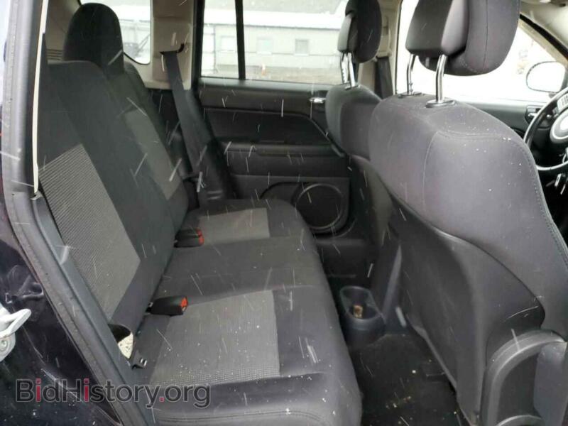 2011 Jeep COMPASS (VIN 1J4NF1FB9BD164436) — фото 10 из 12