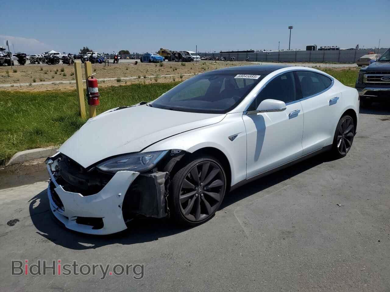 Фотография 5YJSA1H11EFP62383 - TESLA MODEL S 2014