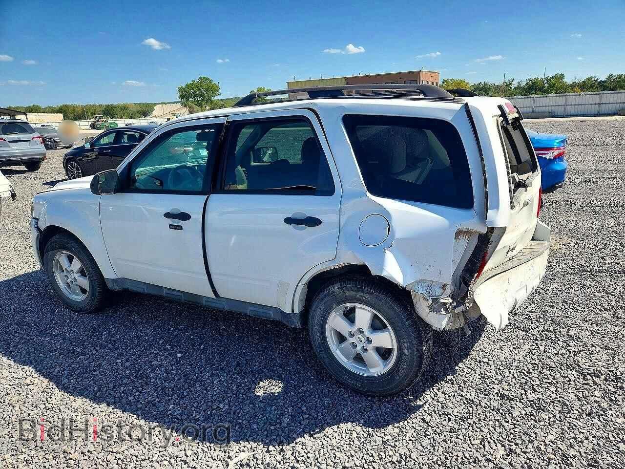 2011 FORD ESCAPE - VIN: 1FMCU9D77BKC12751 - Фото 2