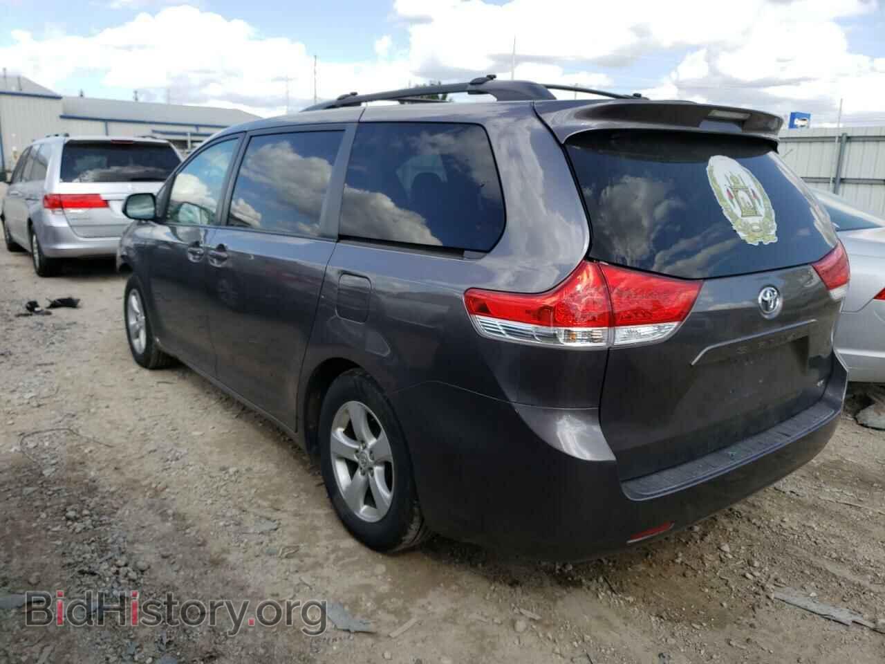 2011 TOYOTA All Models - VIN: 5TDKK3DC8BS026418 - Фото 2