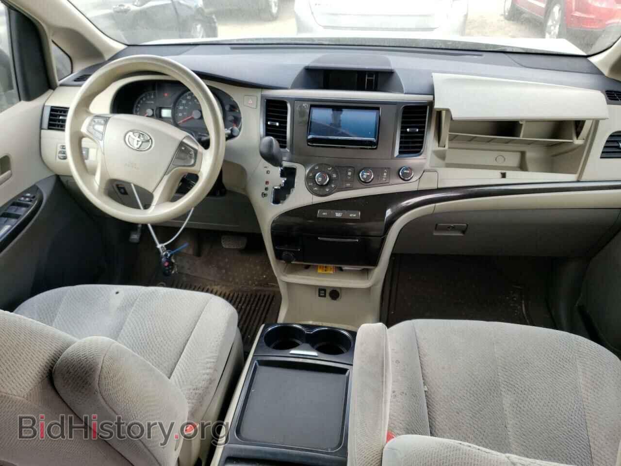 2011 TOYOTA All Models - VIN: 5TDKK3DC8BS026418 - Фото 8