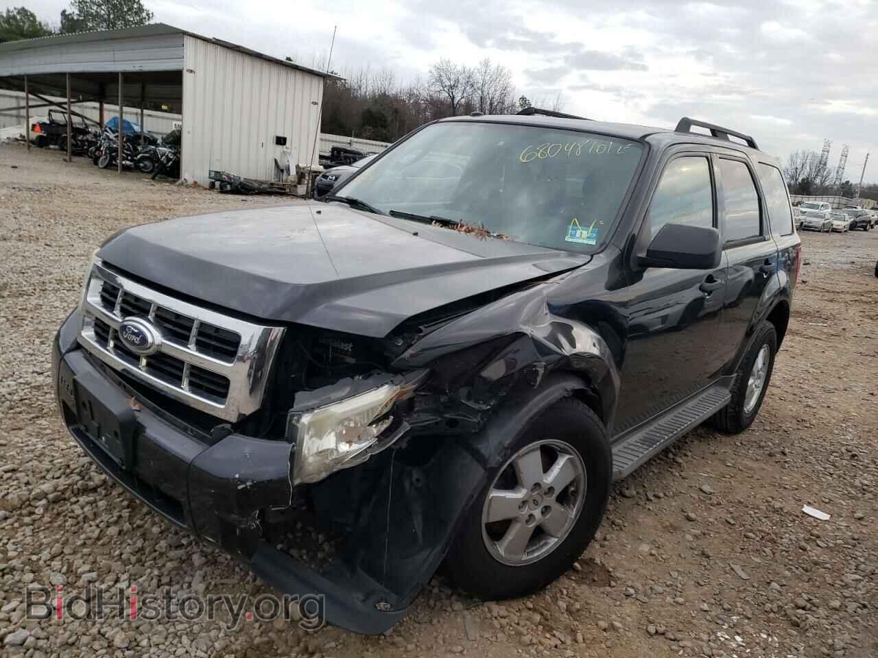 2011 FORD ESCAPE - VIN: 1FMCU0D79BKB17605 - Фото 2