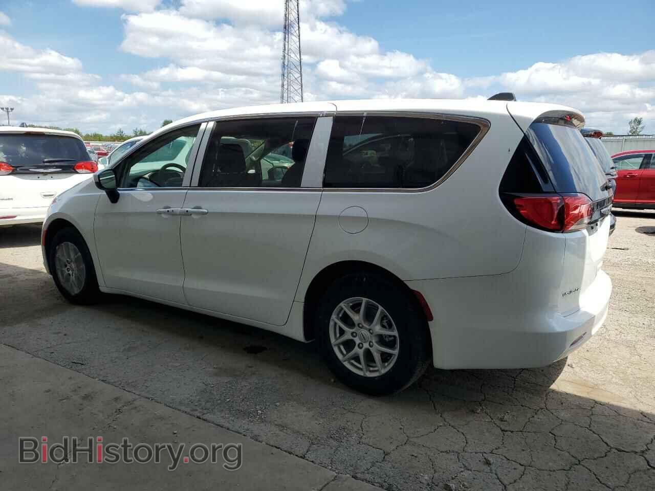 2023 CHRYSLER MINIVAN - VIN: 2C4RC1CG5PR588068 - Фото 2