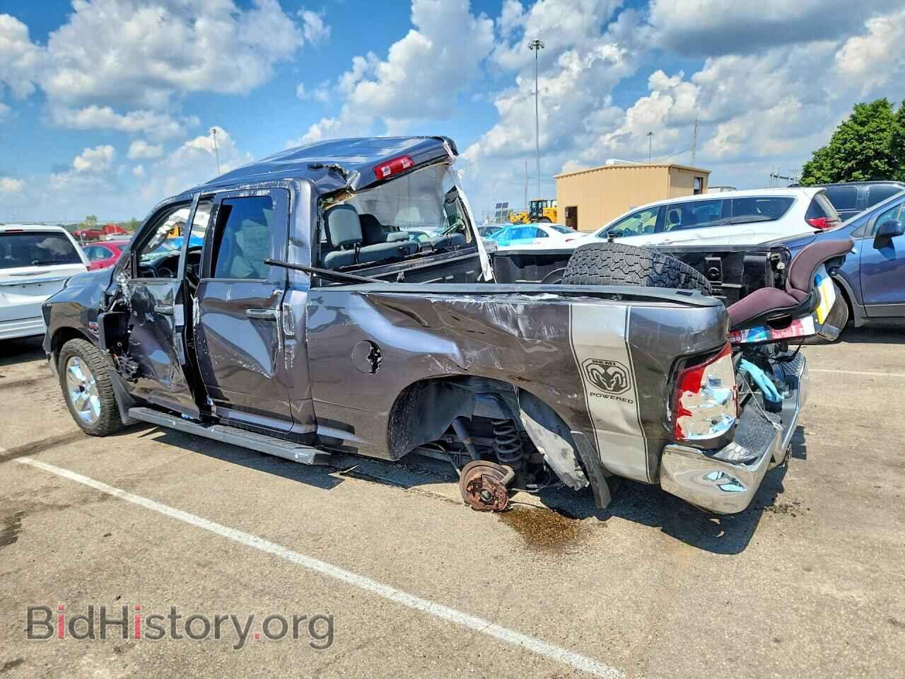 2017 RAM 1500 - VIN: 1C6RR7FT1HS742227 - Photo 2