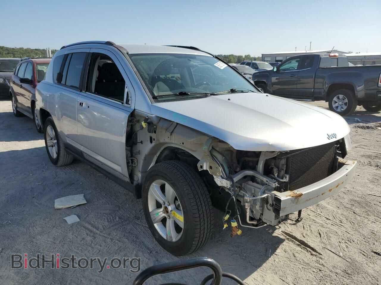 2011 JEEP COMPASS - VIN: 1J4NT1FB6BD267614 - Photo 4