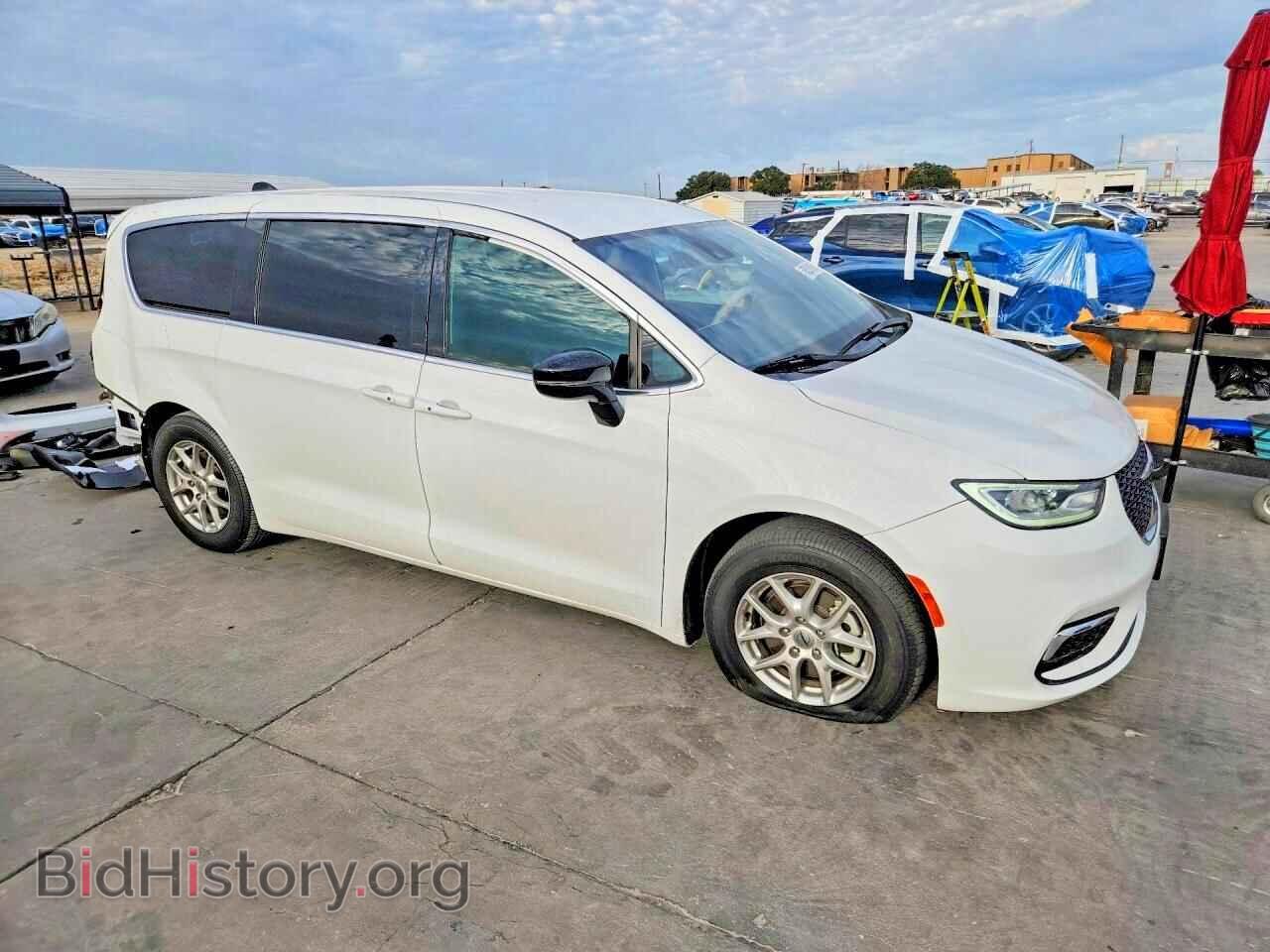 2025 CHRYSLER PACIFICA - VIN: 2C4RC1BG8SR568469 - Photo 4