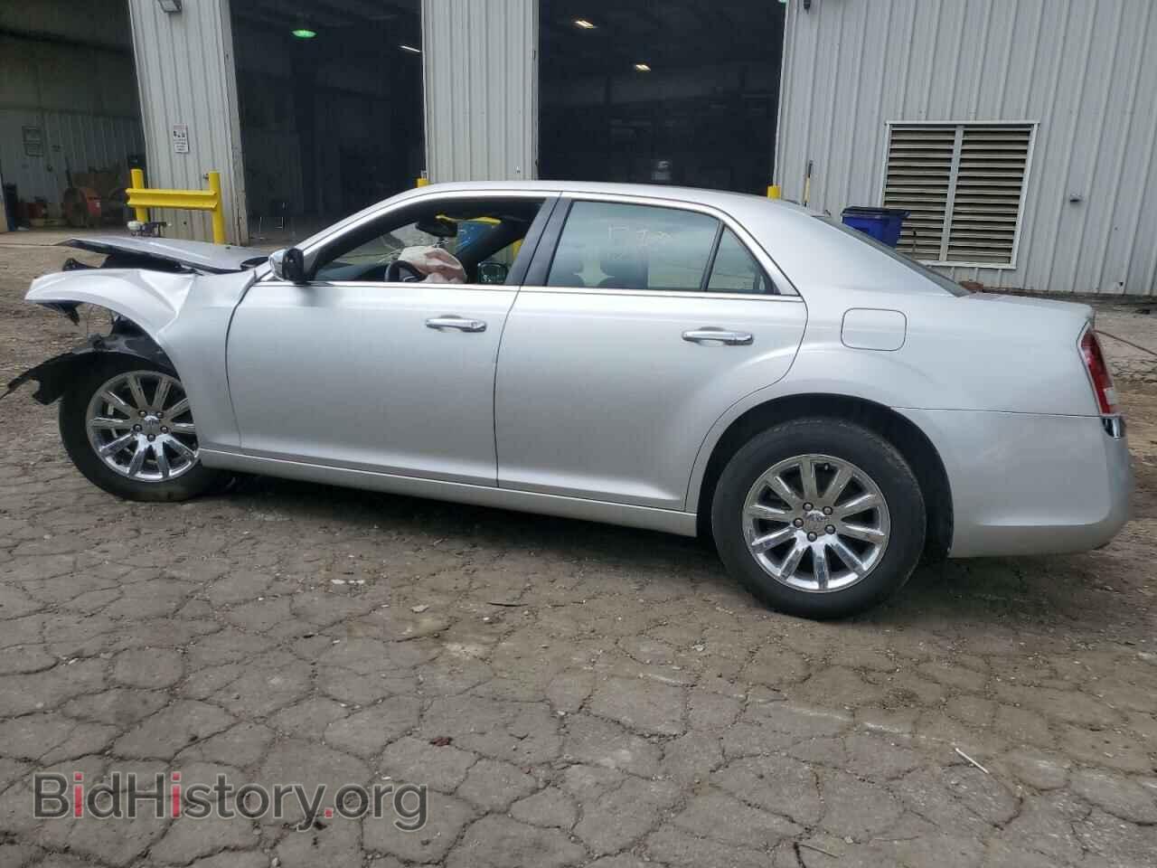 2012 CHRYSLER 300 - VIN: 2C3CCACG0CH309863 - Photo 2