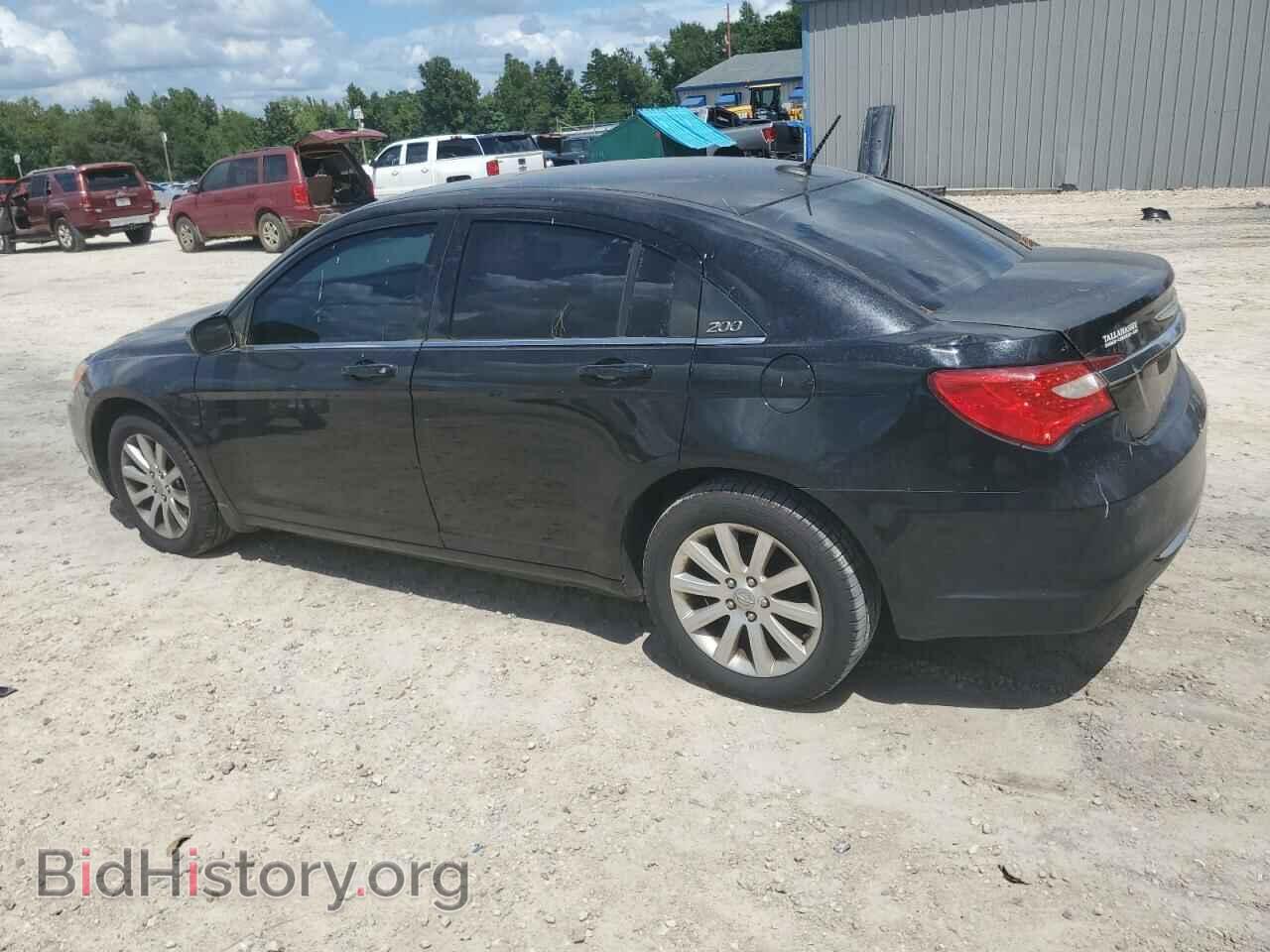 2013 CHRYSLER 200 - VIN: 1C3CCBBB1DN609710 - Photo 2