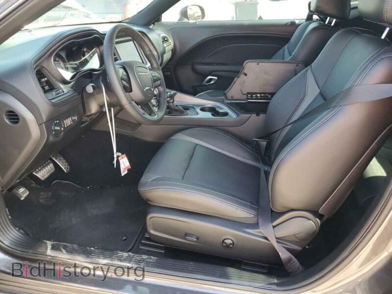 2023 Dodge CHALLENGER (VIN 2C3CDZAG3PH587046) — фото 7 из 12