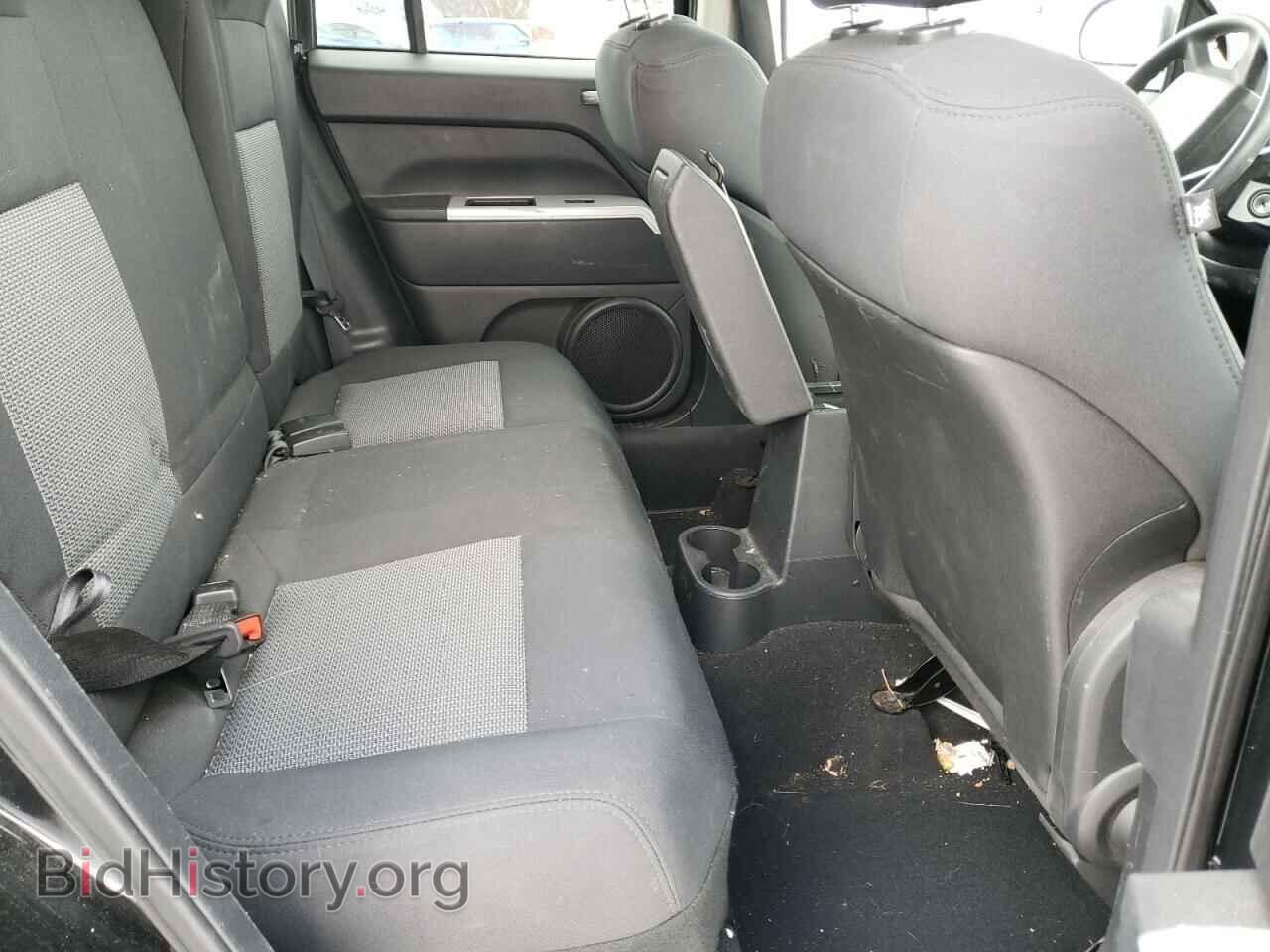 2008 JEEP COMPASS - VIN: 1J8FT47W38D785517 - Photo 10