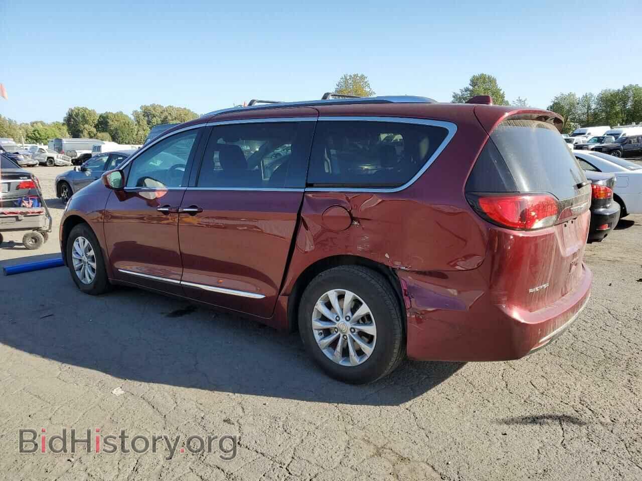 2019 CHRYSLER PACIFICA - VIN: 2C4RC1BG4KR673090 - Фото 2