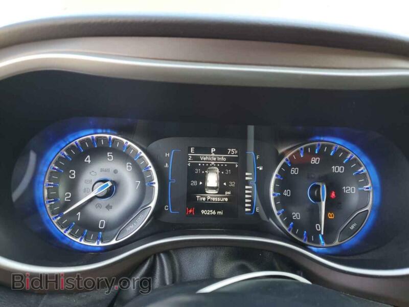 2019 Chrysler PACIFICA (VIN 2C4RC1BG4KR673090) — photo 9 of 13