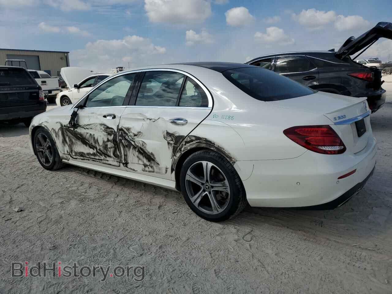 2019 MERCEDES-BENZ E-CLASS - VIN: WDDZF4JB2KA525237 - Фото 2