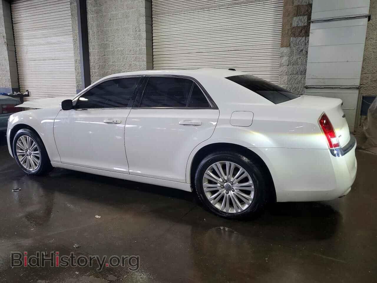 2014 CHRYSLER 300 - VIN: 2C3CCARG5EH283223 - Photo 2