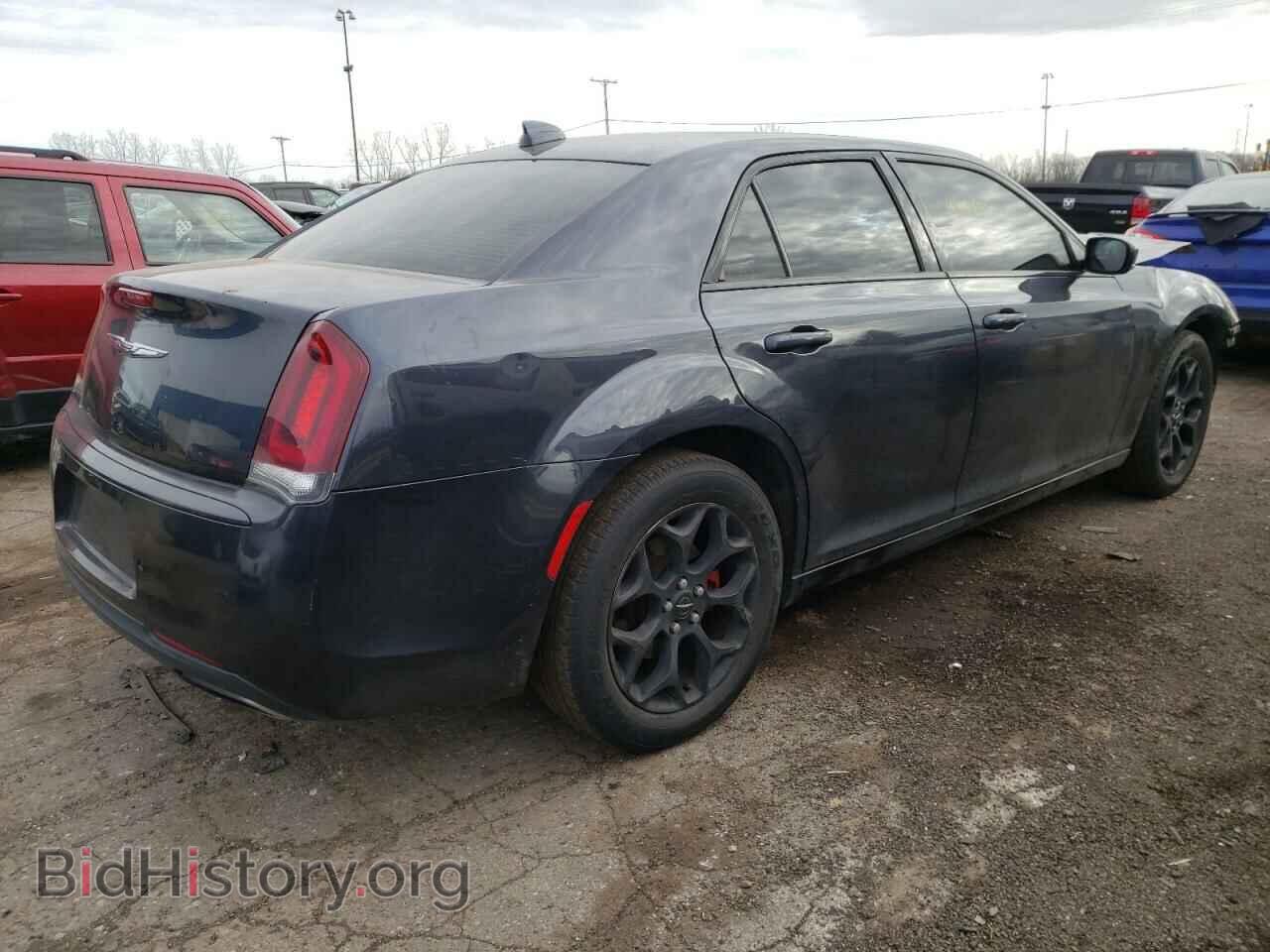 2016 CHRYSLER 300 - VIN: 2C3CCAGG9GH142564 - Фото 3