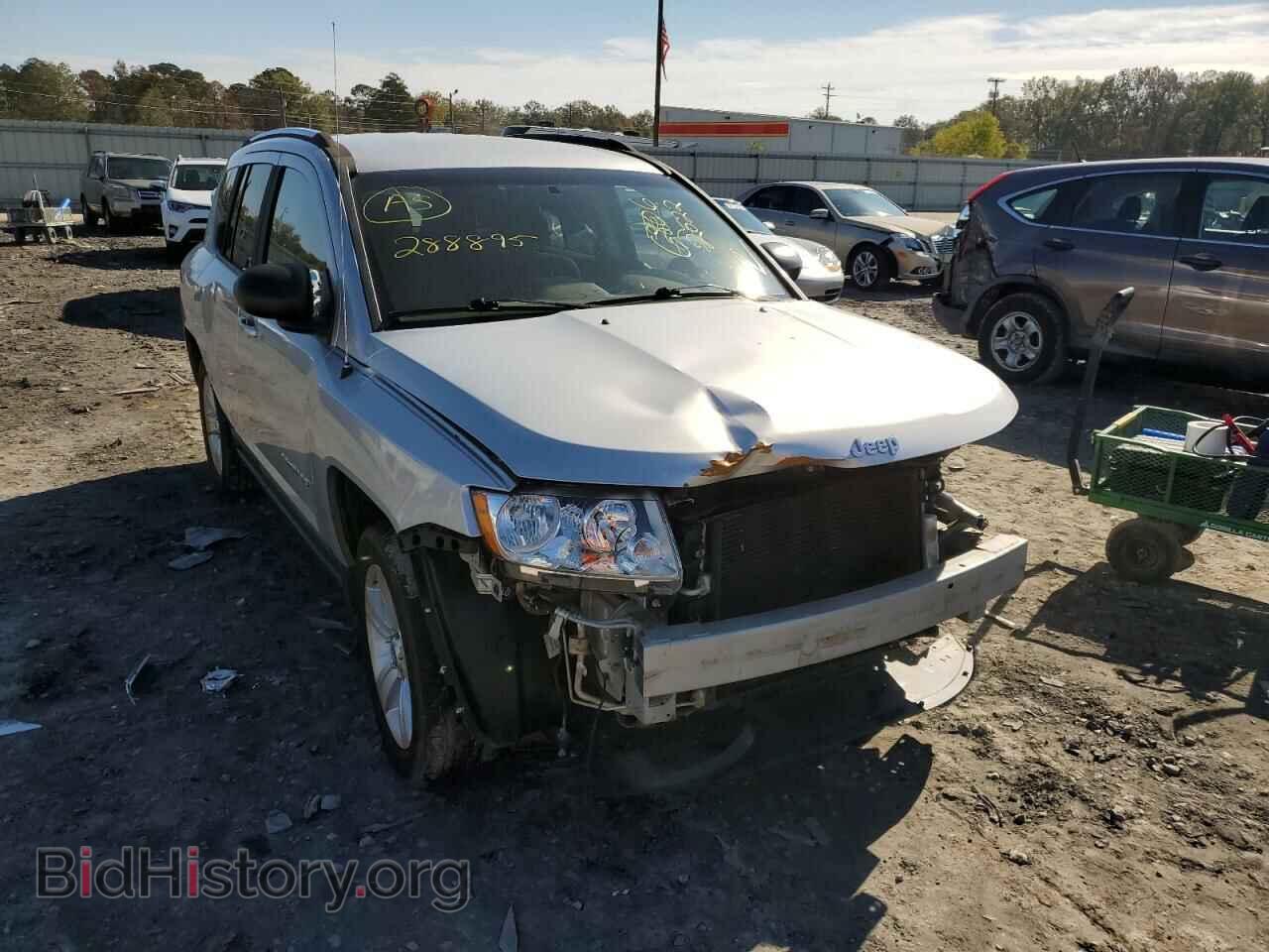 2011 JEEP COMPASS - VIN: 1J4NT1FA3BD288895 - Photo 4