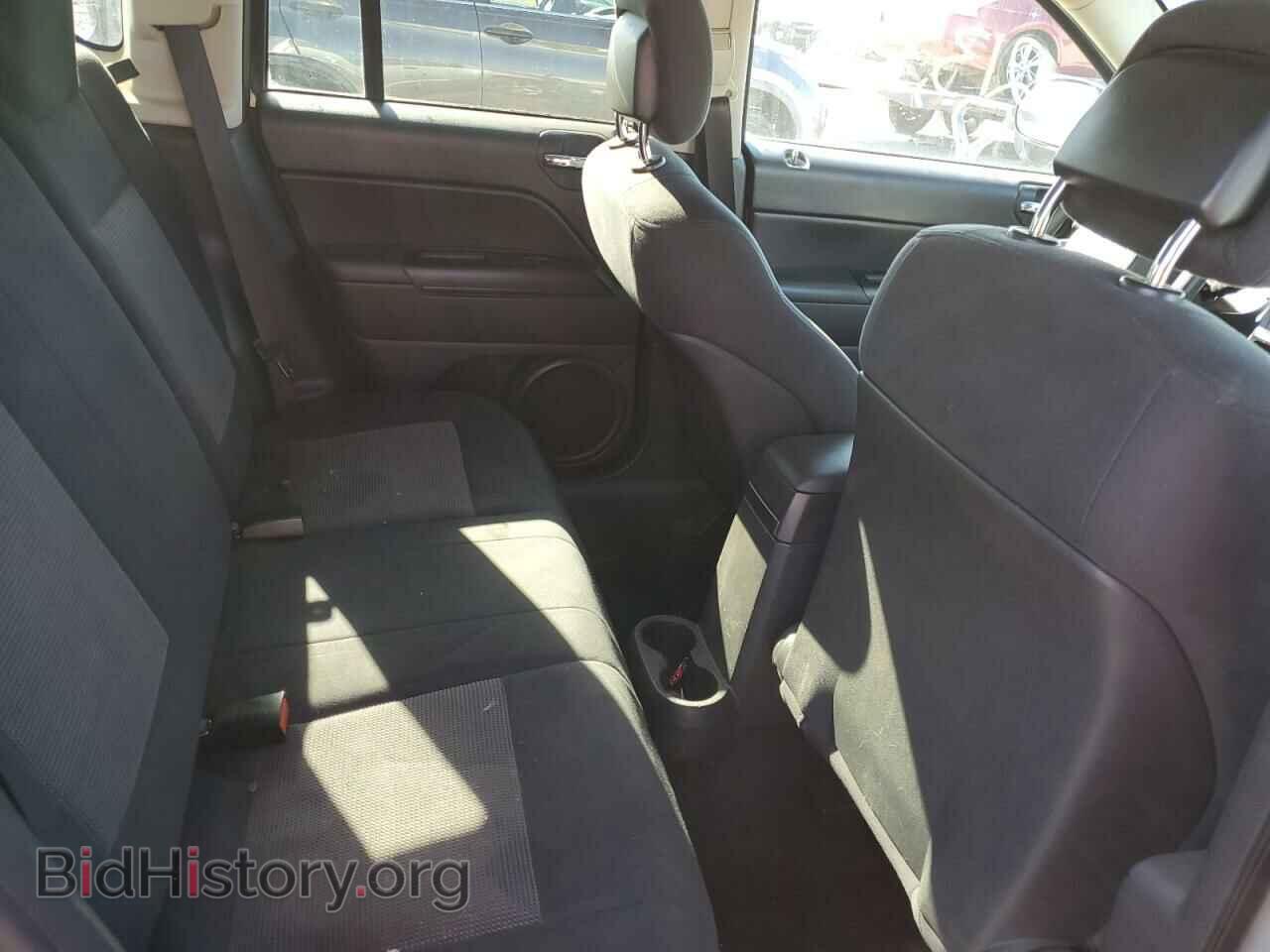 2011 JEEP COMPASS - VIN: 1J4NT1FA3BD288895 - Photo 10
