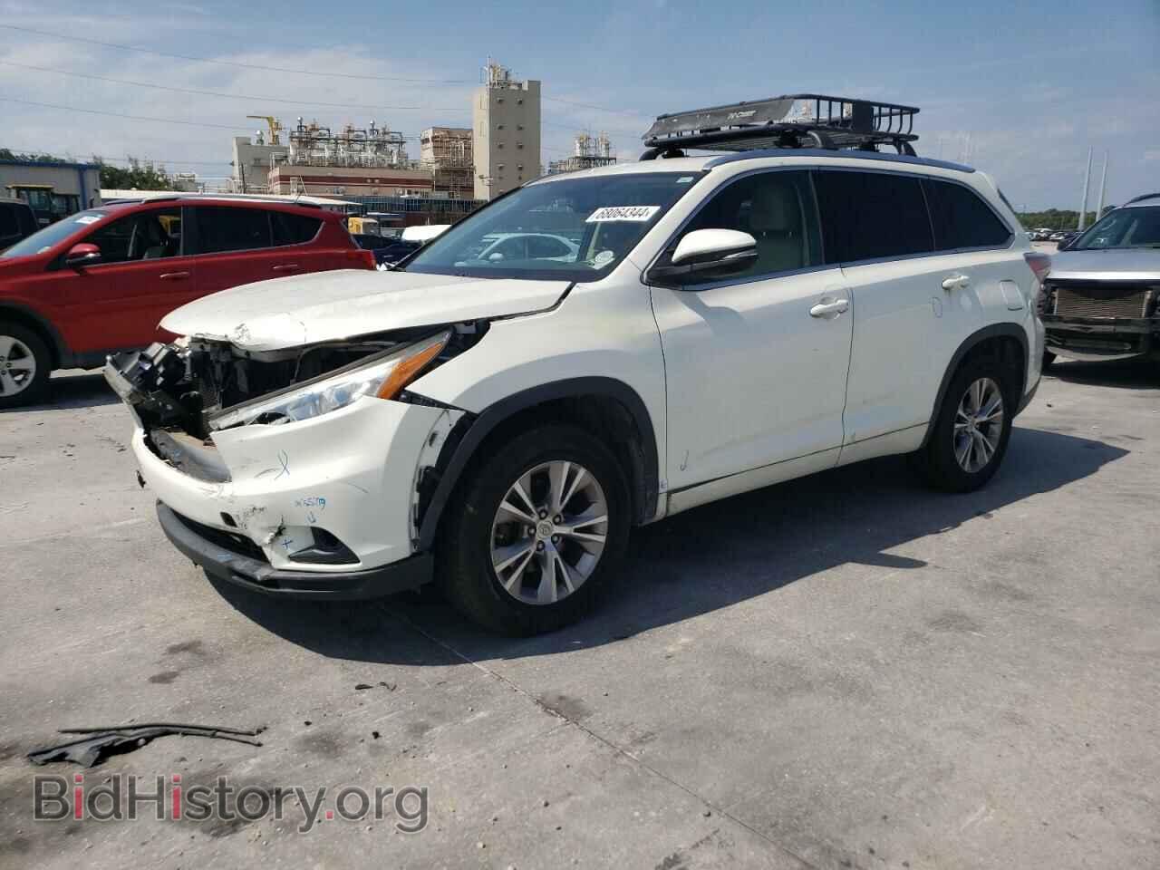 Фотография 5TDKKRFH8FS111471 - TOYOTA HIGHLANDER 2015