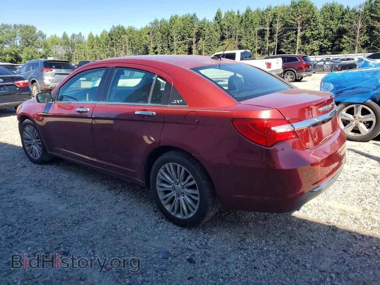 2013 CHRYSLER 200 - VIN: 1C3CCBCG8DN650250 - Фото 2