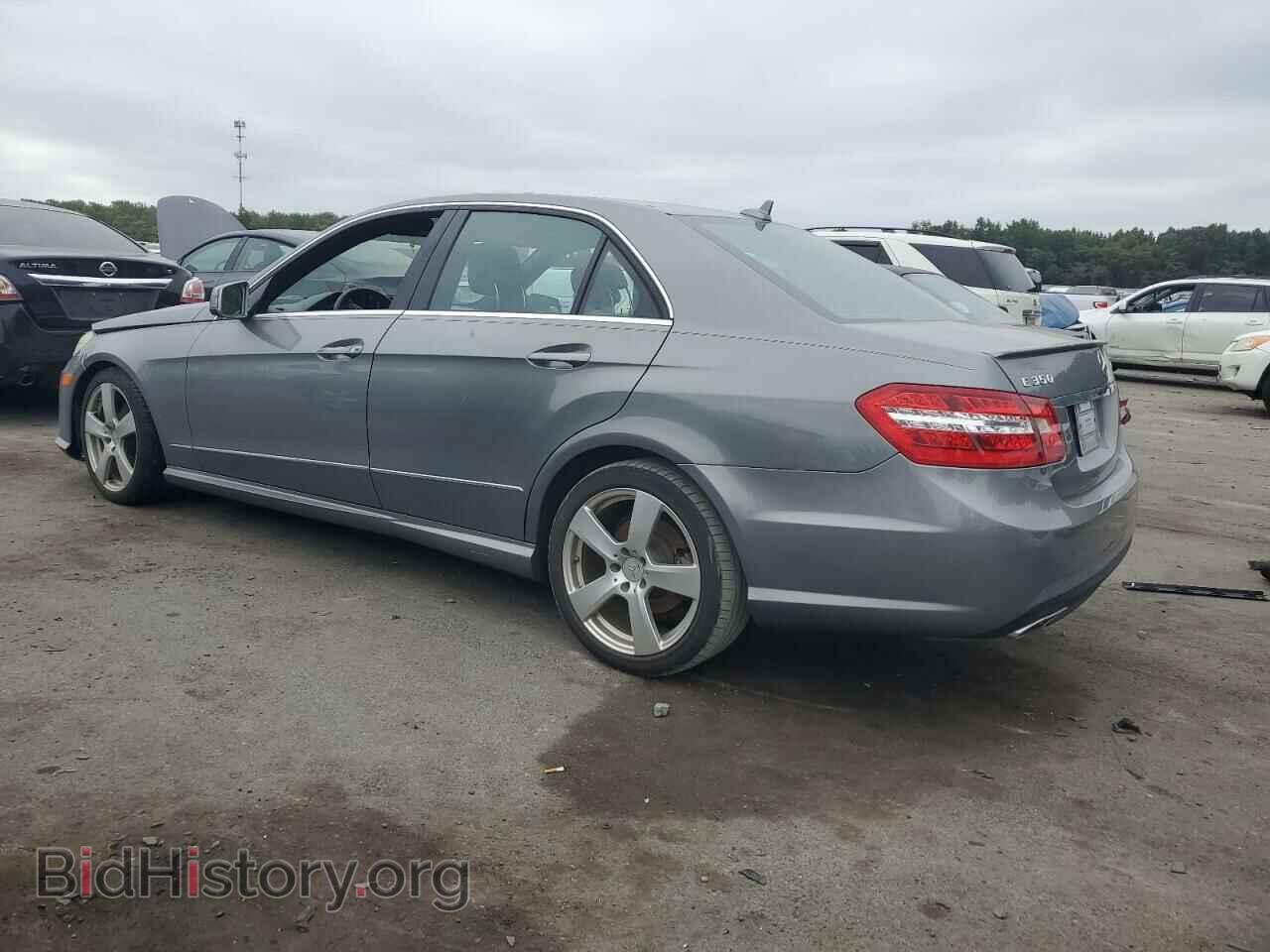 2011 MERCEDES-BENZ E-CLASS - VIN: WDDHF8HB3BA493634 - Фото 2