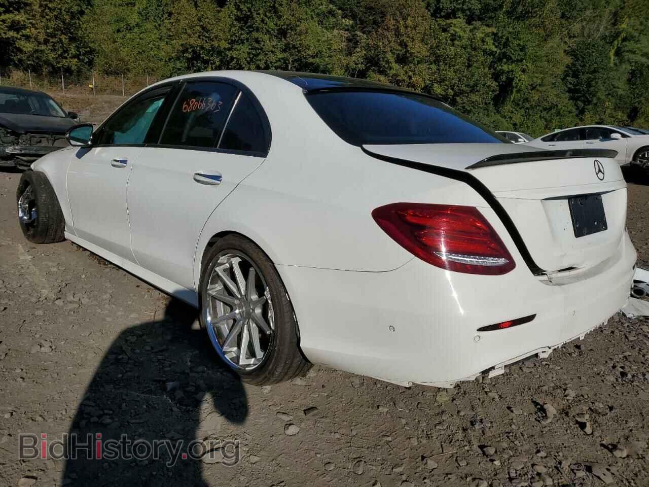 2018 MERCEDES-BENZ E-CLASS - VIN: WDDZF4KB8JA425608 - Фото 2