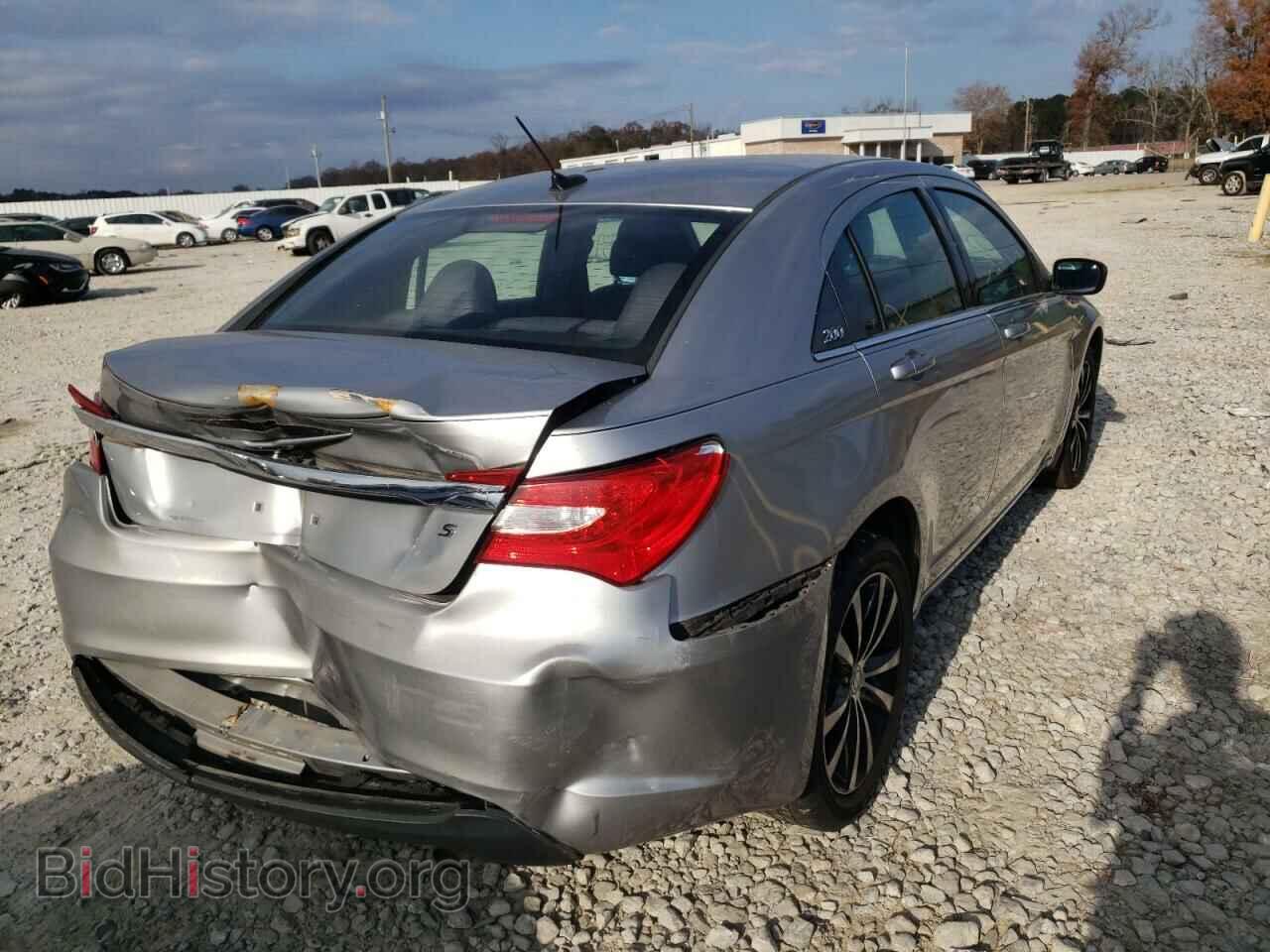 2013 CHRYSLER 200 - VIN: 1C3CCBBB9DN512867 - Фото 4
