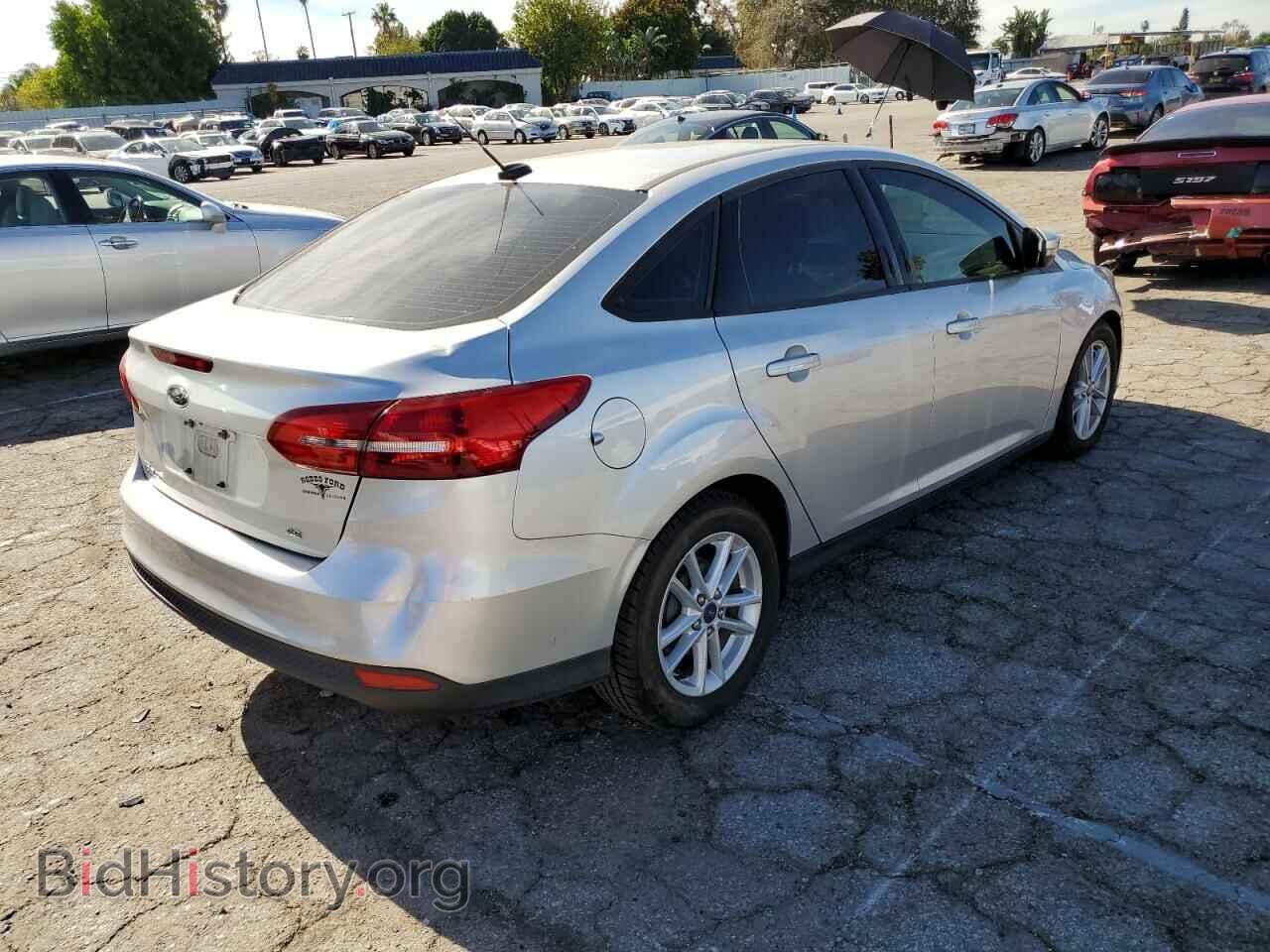 2017 FORD FOCUS - VIN: 1FADP3F23HL206372 - Photo 3