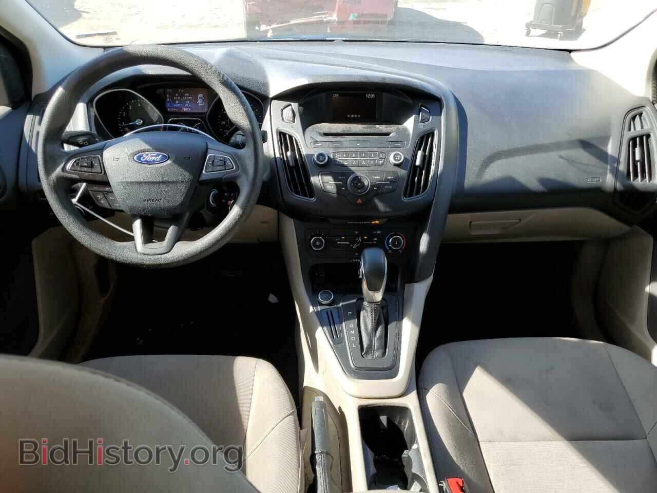 2017 FORD FOCUS - VIN: 1FADP3F23HL206372 - Photo 8