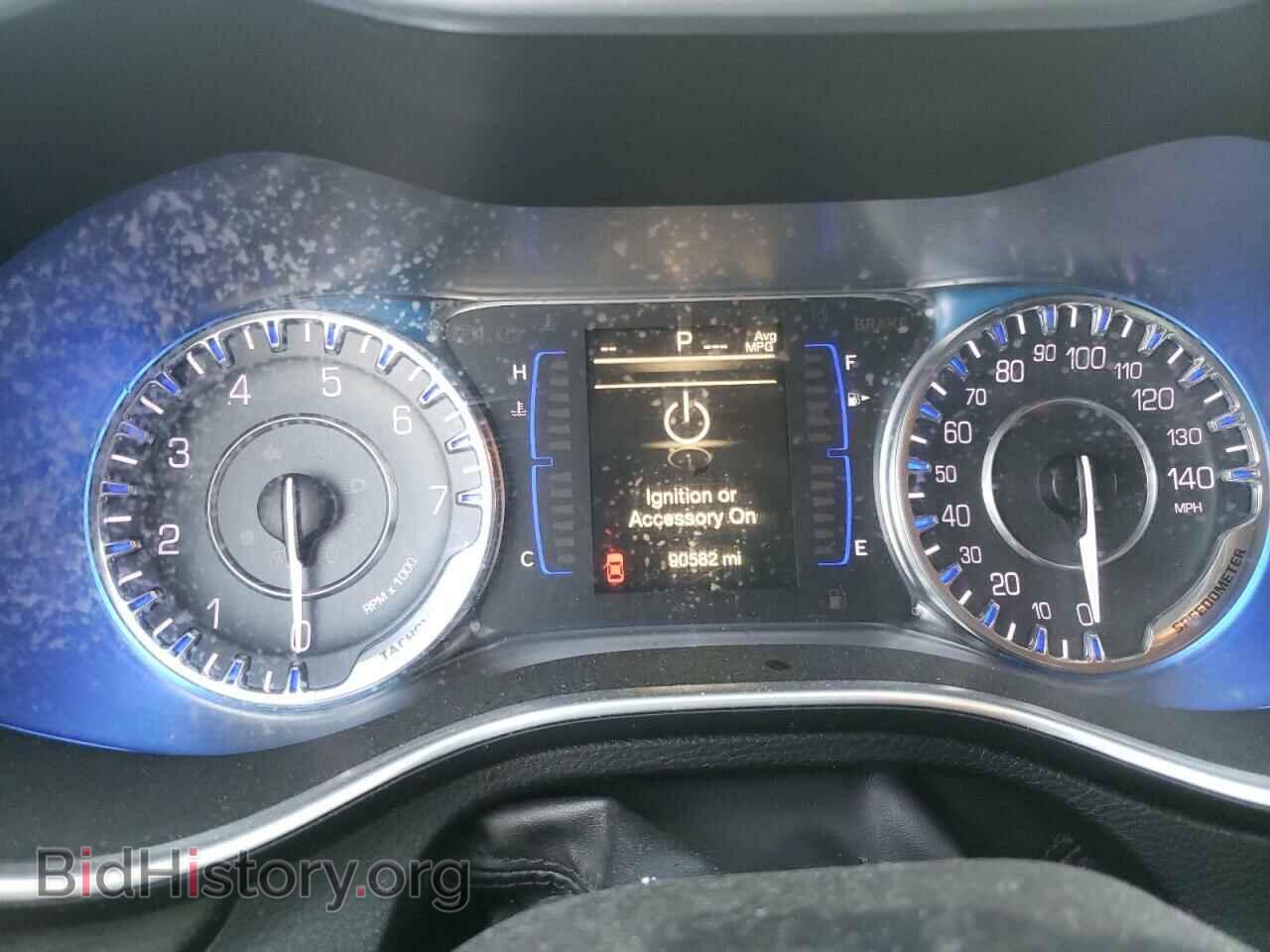 2016 CHRYSLER 200 - VIN: 1C3CCCAB4GN110976 - Фото 9